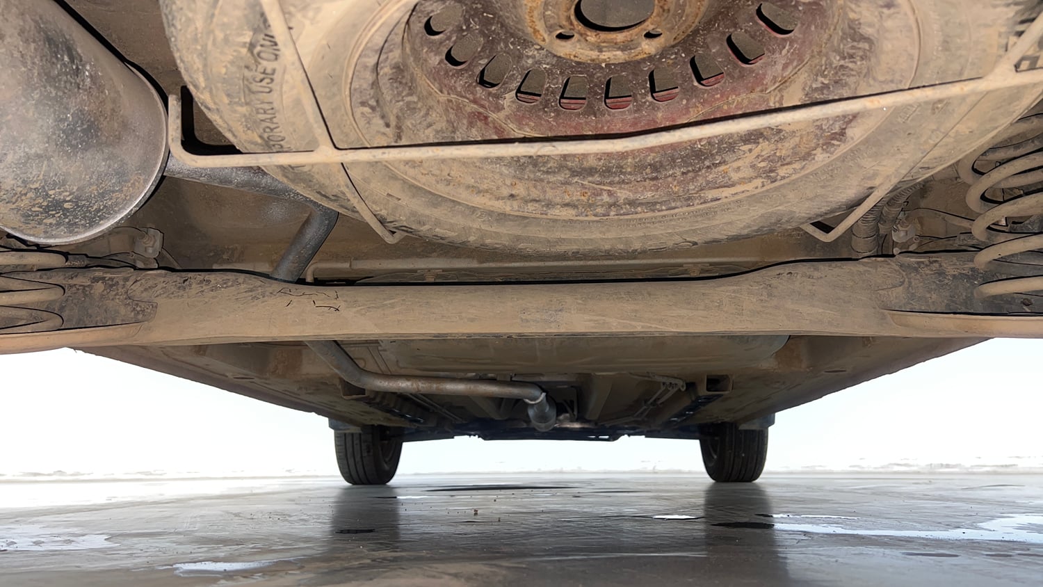 Used 2020 Renault Triber RXZ Petrol Manual extra REAR UNDERBODY VIEW (TAKEN FROM REAR)