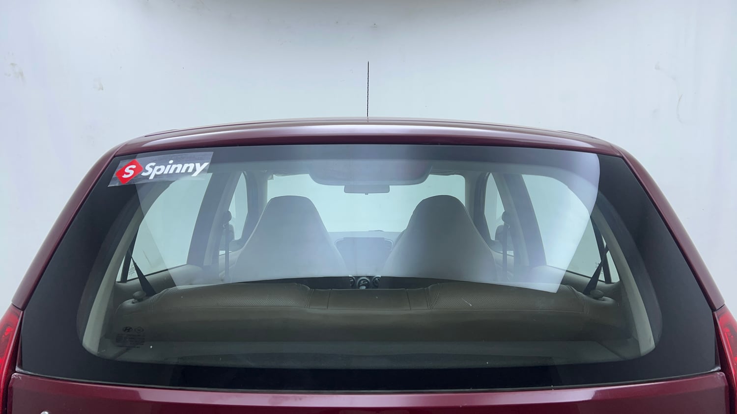 Used 2015 Hyundai i10 Sportz 1.1 iRDE2 Petrol Manual exterior BACK WINDSHIELD VIEW