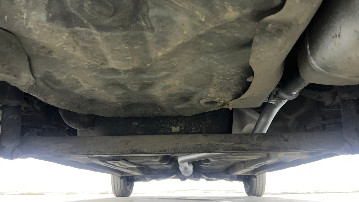 Used 2012 Hyundai i10 Sportz 1.2 Kappa2 Petrol Manual extra REAR UNDERBODY VIEW (TAKEN FROM REAR)