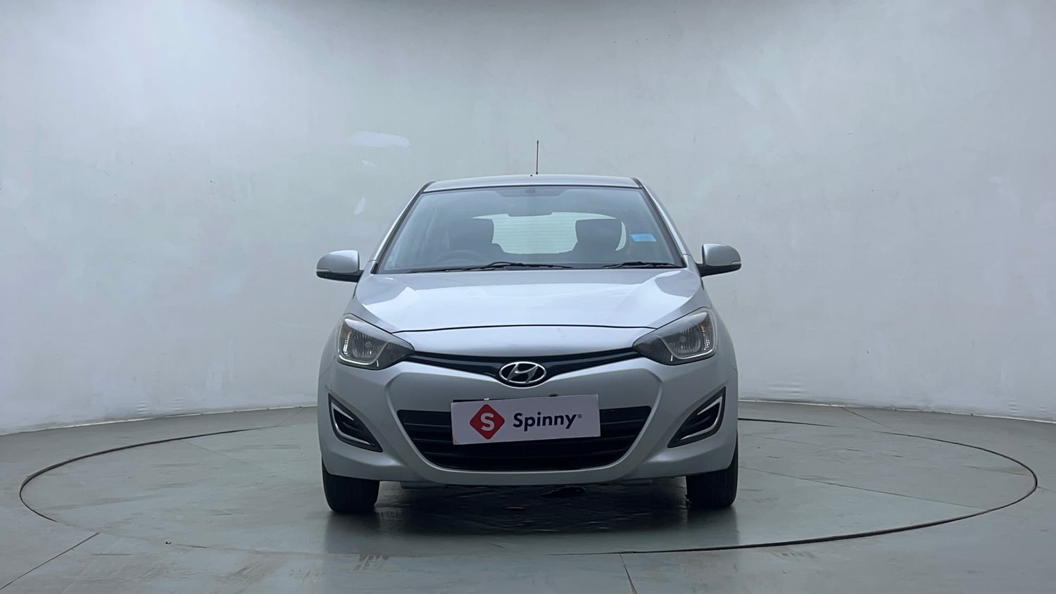 Used 2013 Hyundai i20 Magna 1.2 Petrol Manual exterior FRONT VIEW