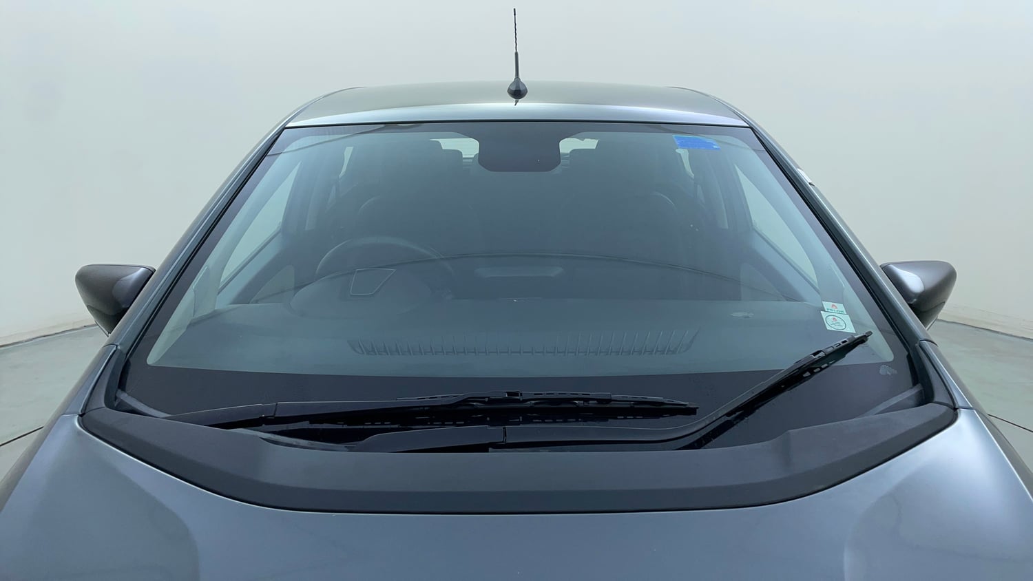 Used 2022 Tata Altroz XZ Plus Petrol Petrol Manual exterior FRONT WINDSHIELD VIEW