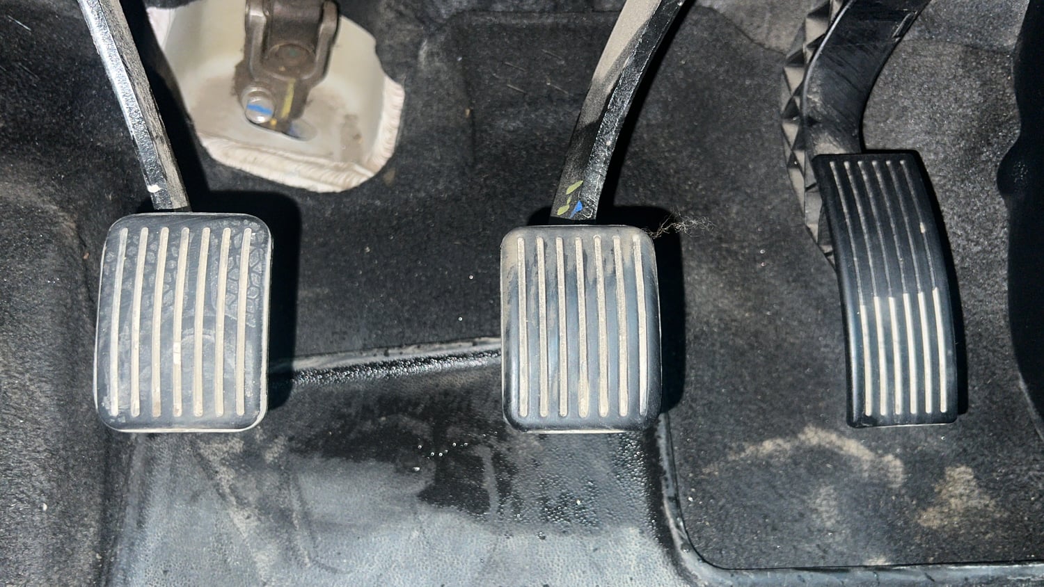 Used 2025 Hyundai Exter SX Tech 1.2 HY-CNG DUO MT Cng Manual interior PEDALS VIEW