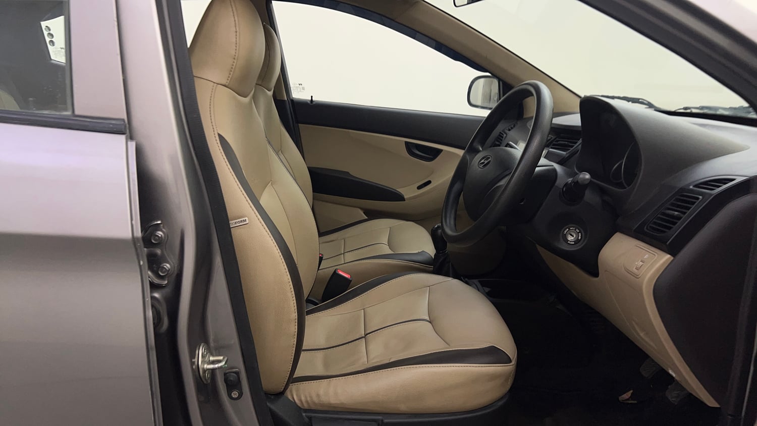 Used 2012 Hyundai Eon Magna + Petrol Manual interior RIGHT SIDE FRONT DOOR CABIN VIEW
