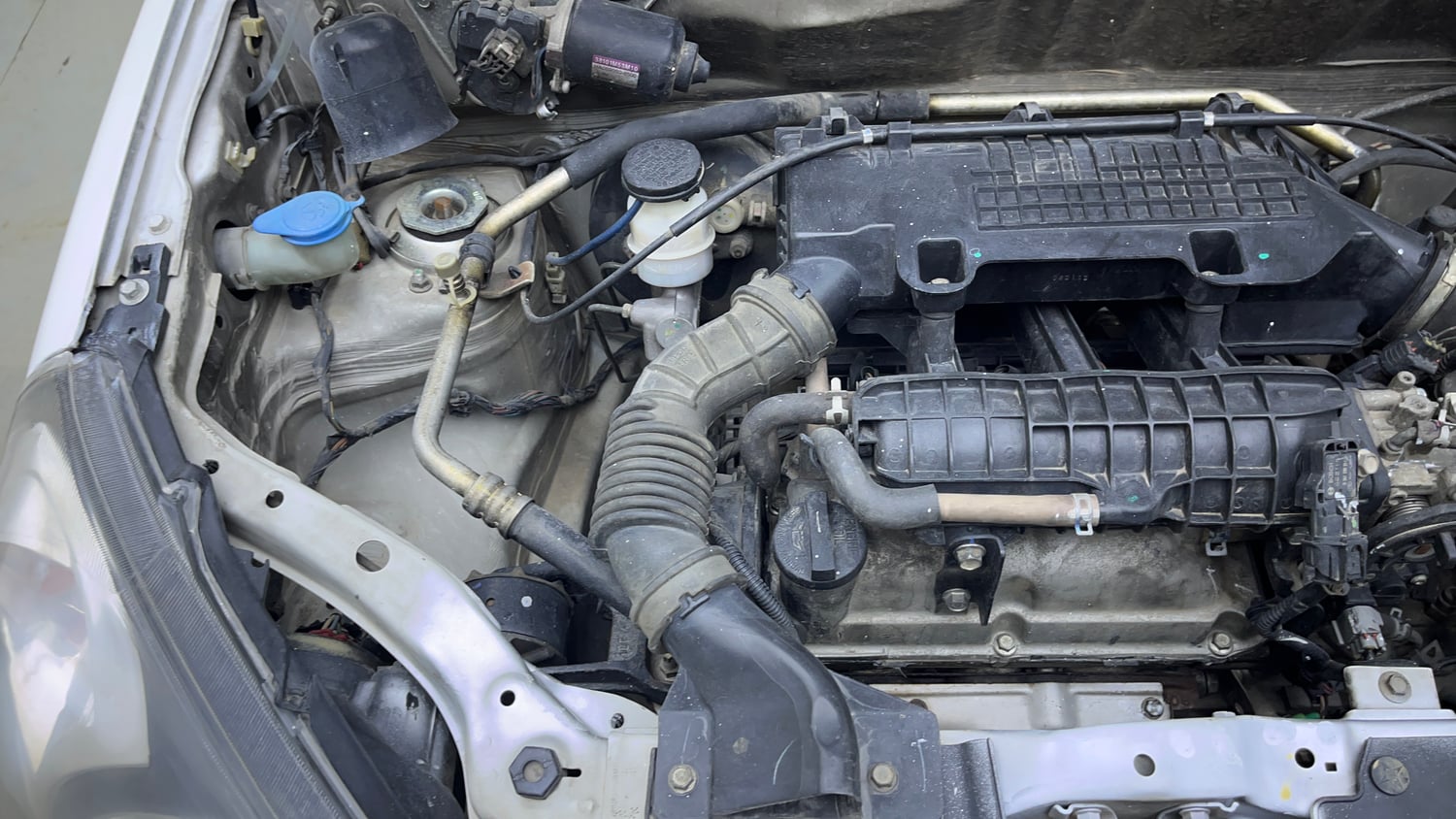 Used 2015 Maruti Suzuki Alto 800 Lxi Petrol Manual engine ENGINE RIGHT SIDE VIEW