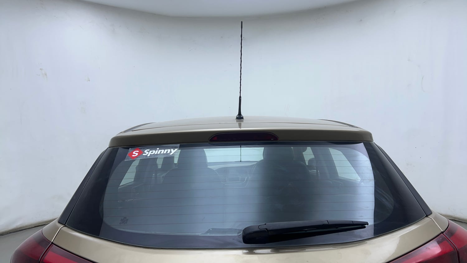 Used 2015 Hyundai Elite i20 Asta 1.4 CRDI Diesel Manual exterior BACK WINDSHIELD VIEW