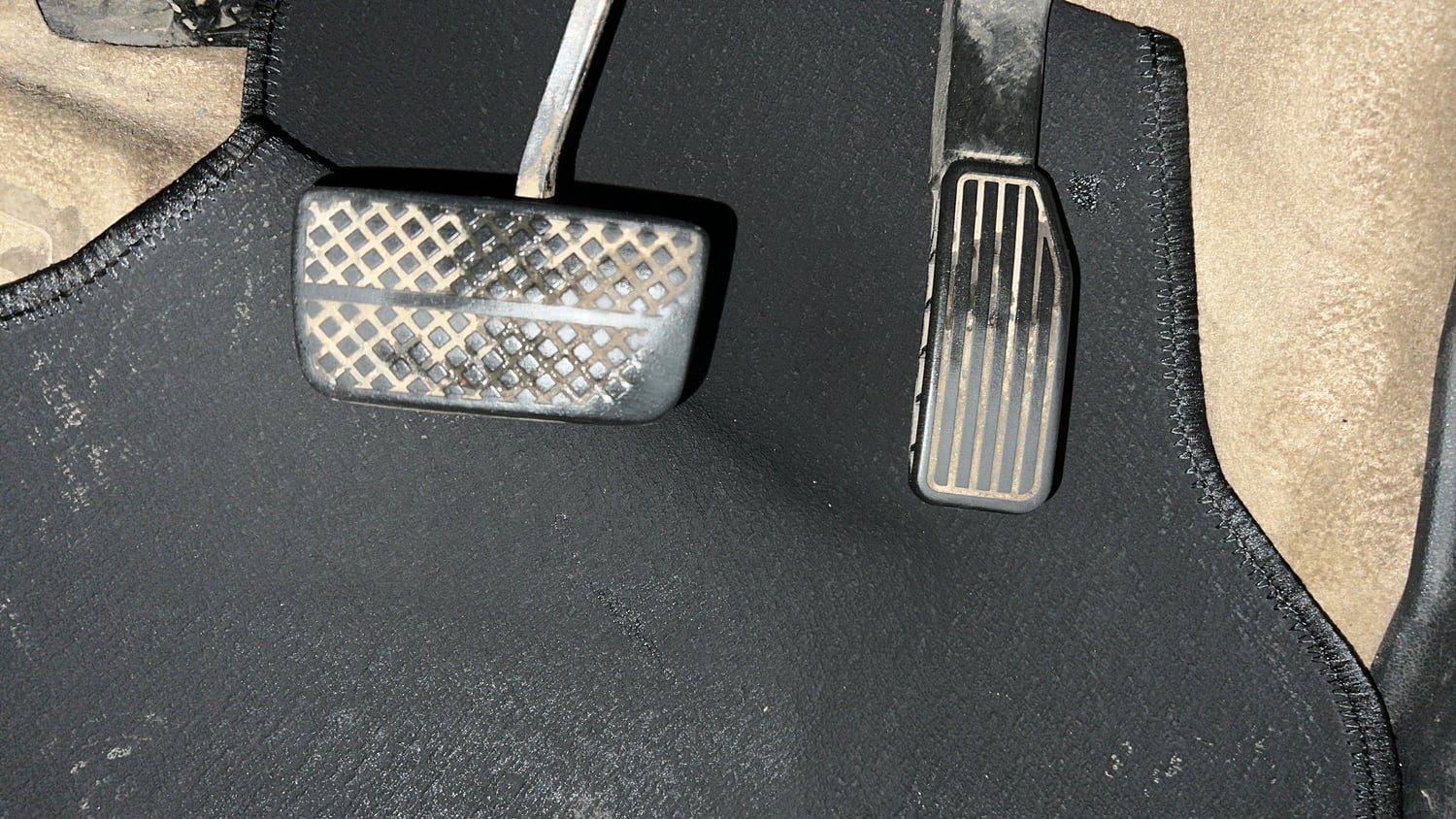Used 2017 Honda City V CVT Petrol Petrol Automatic interior PEDALS VIEW