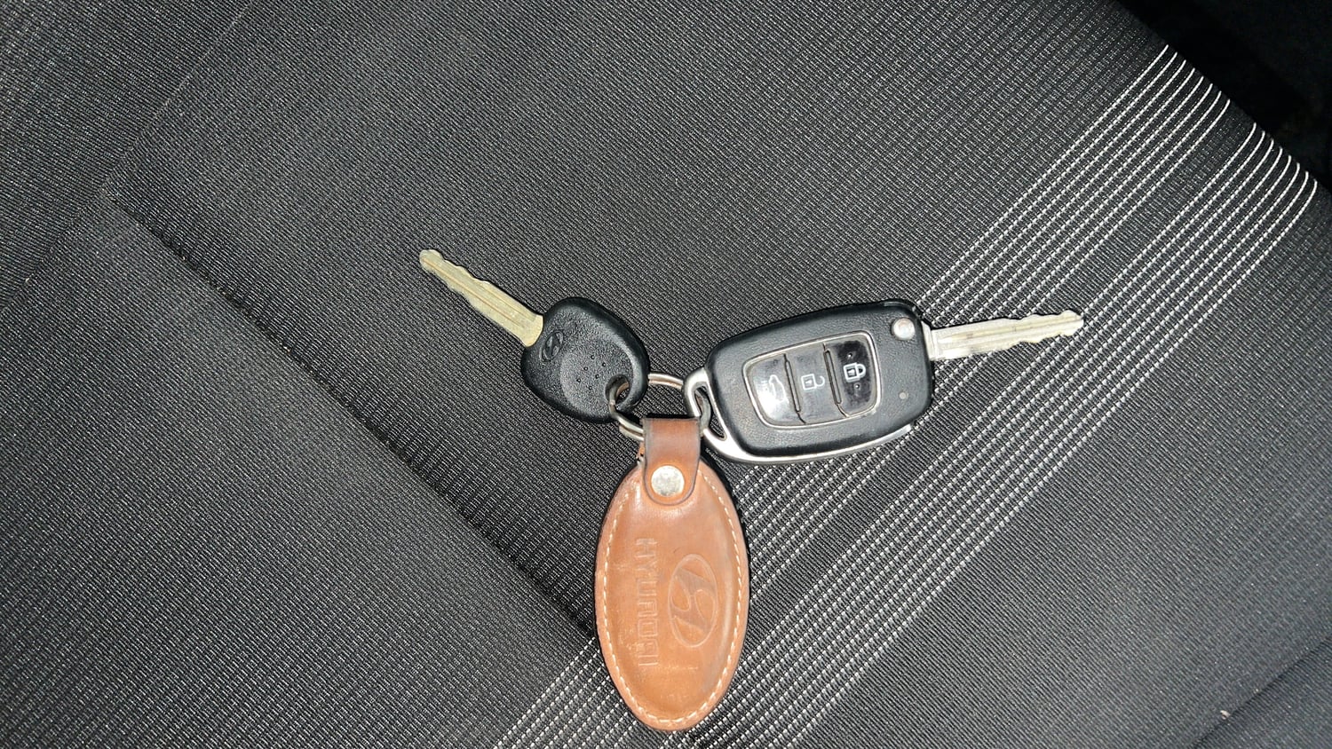 Used 2020 Hyundai Venue S 1.4 CRDi Diesel Manual extra CAR KEY VIEW