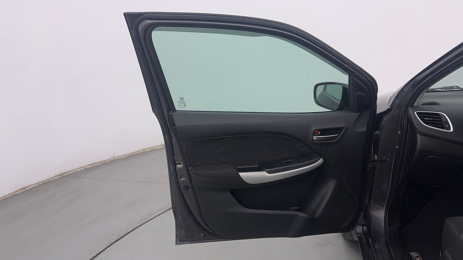 Used 2016 Maruti Suzuki Baleno Alpha 1.2 Petrol Manual interior LEFT FRONT DOOR OPEN VIEW