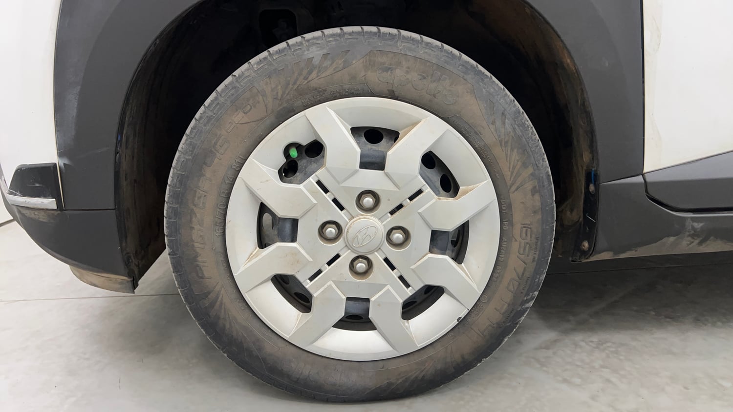 Used 2024 Hyundai Exter S 1.2 MT Petrol Manual tyres LEFT FRONT TYRE RIM VIEW