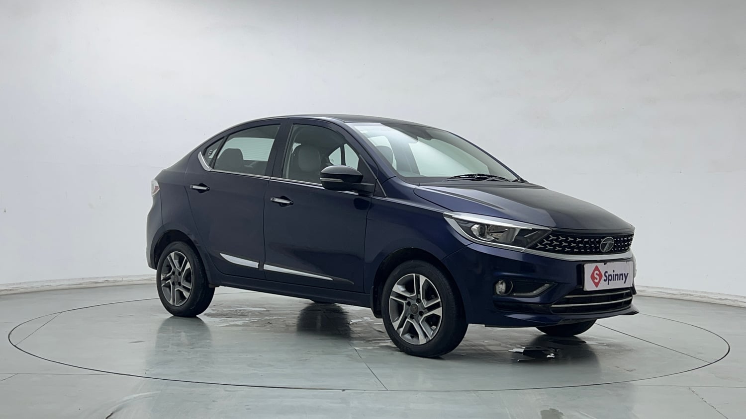 Used 2023 Tata Tigor XZA Plus Petrol Automatic exterior RIGHT FRONT CORNER VIEW