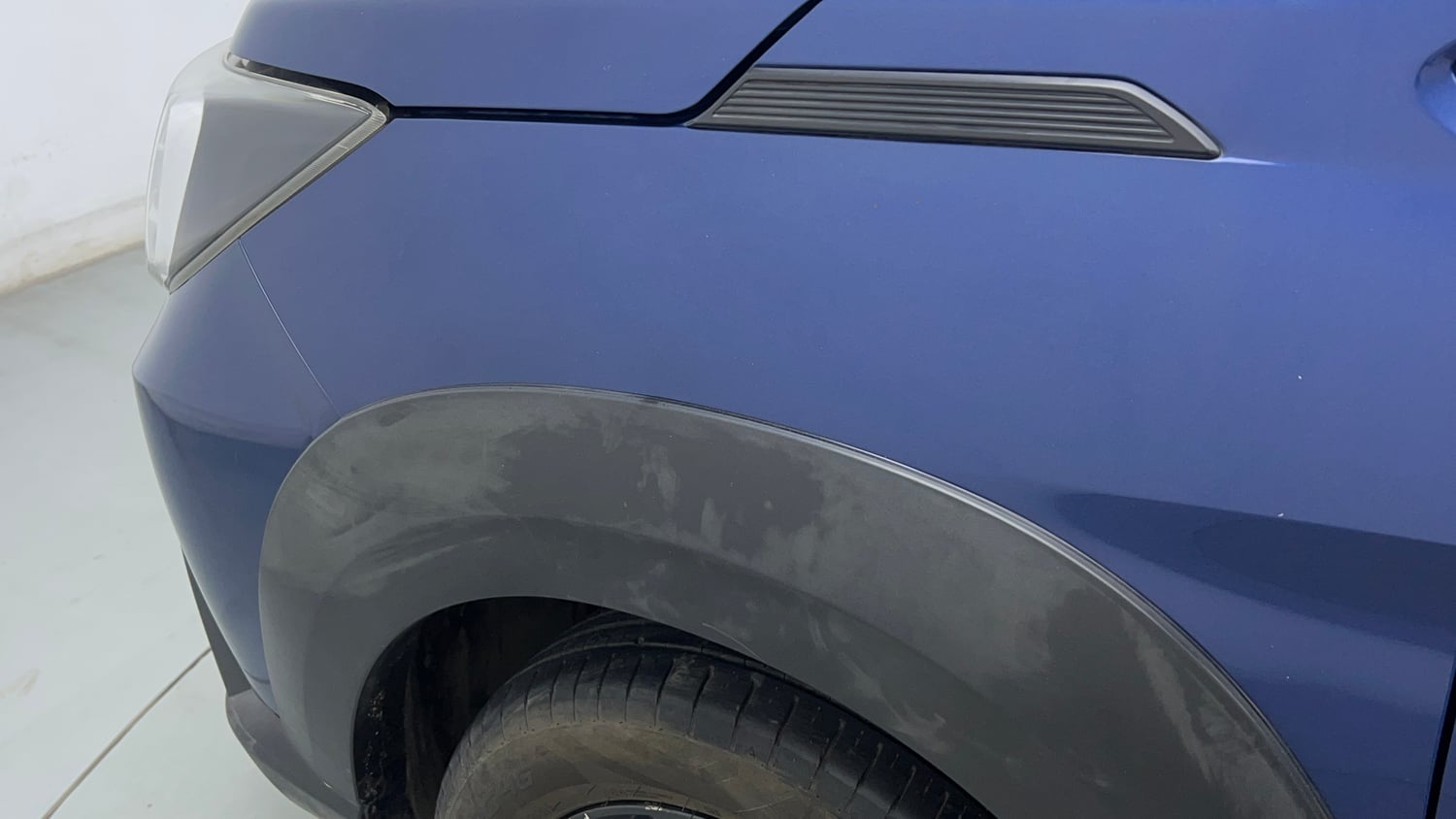 Used 2019 Maruti Suzuki XL6 Alpha MT Petrol Petrol Manual dents MINOR SCRATCH