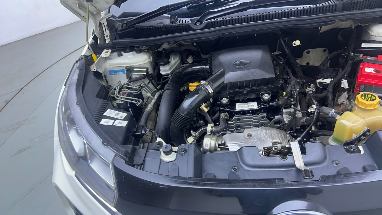 Used 2020 Tata Nexon XZA Plus (S) Petrol Automatic engine ENGINE RIGHT SIDE VIEW