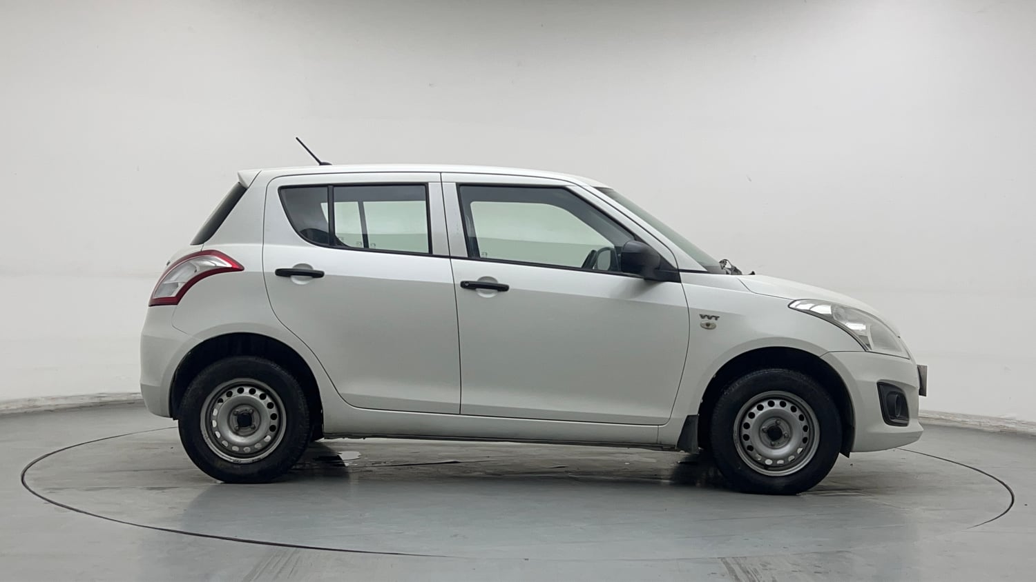Used 2015 Maruti Suzuki Swift LXi Petrol Manual exterior RIGHT SIDE VIEW