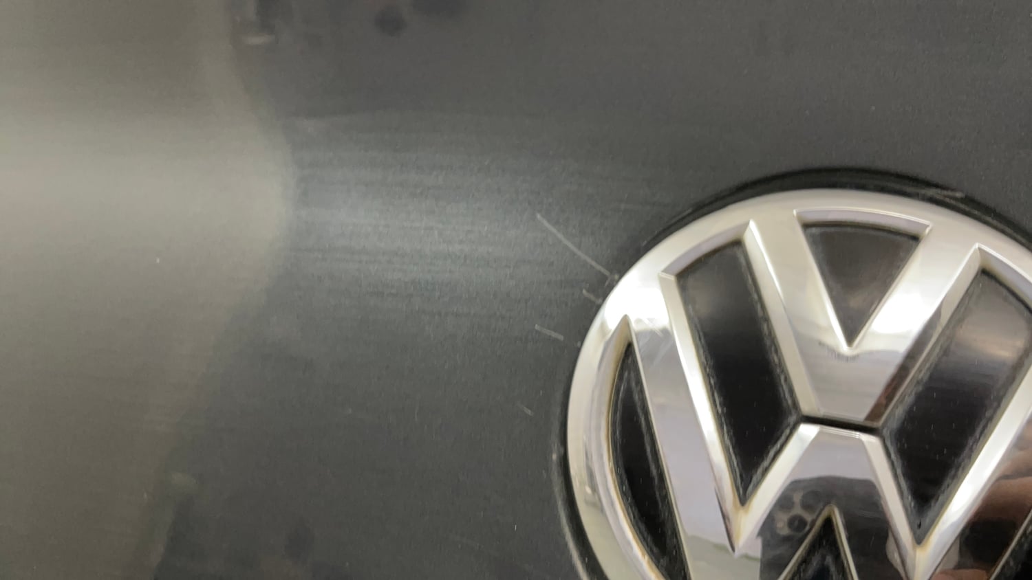 Used 2016 Volkswagen Ameo Highline1.2L (P) Petrol Manual dents MINOR SCRATCH