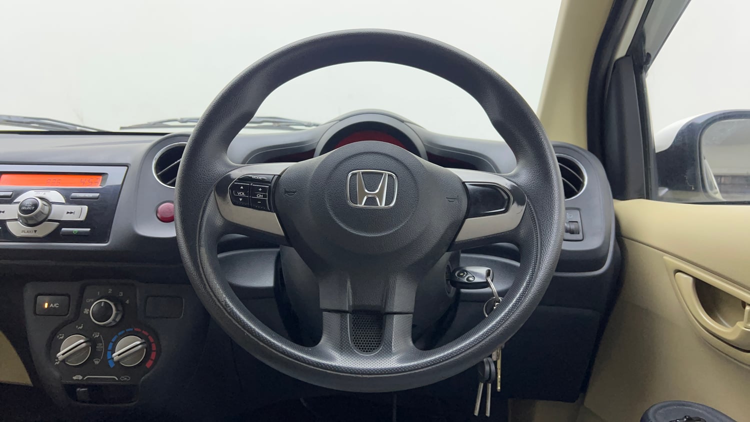 Used 2014 Honda Amaze 1.2 S i-VTEC Petrol Manual interior STEERING VIEW