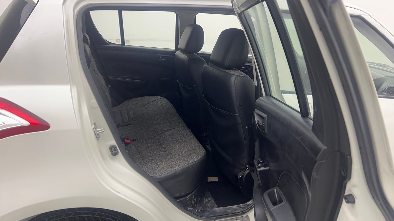 Used 2015 Maruti Suzuki Swift LXi Petrol Manual interior RIGHT SIDE REAR DOOR CABIN VIEW