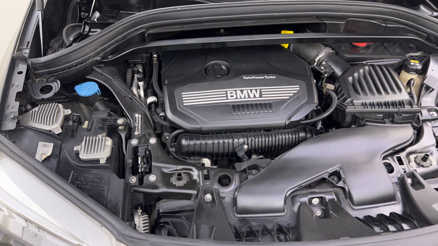 Used 2019 BMW X1 sDrive20i xLine Petrol Automatic engine ENGINE RIGHT SIDE VIEW