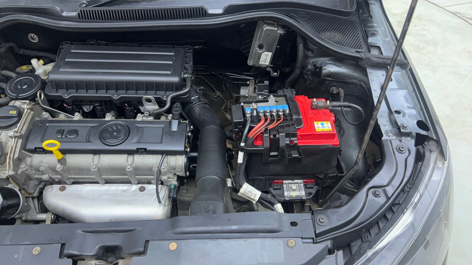 Used 2020 Skoda Rapid Active 1.6 MPI Petrol Manual engine ENGINE LEFT SIDE VIEW