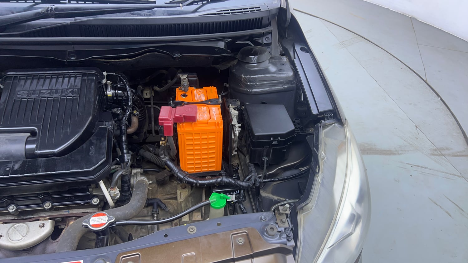Used 2017 Maruti Suzuki Ciaz ZXi Petrol Manual engine ENGINE LEFT SIDE VIEW