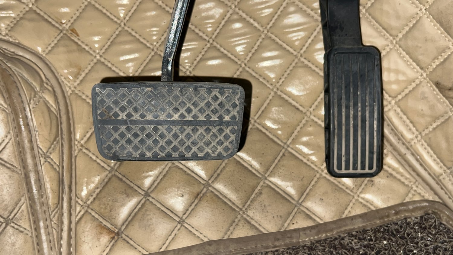 Used 2022 Honda City ZX CVT Petrol Petrol Automatic interior PEDALS VIEW