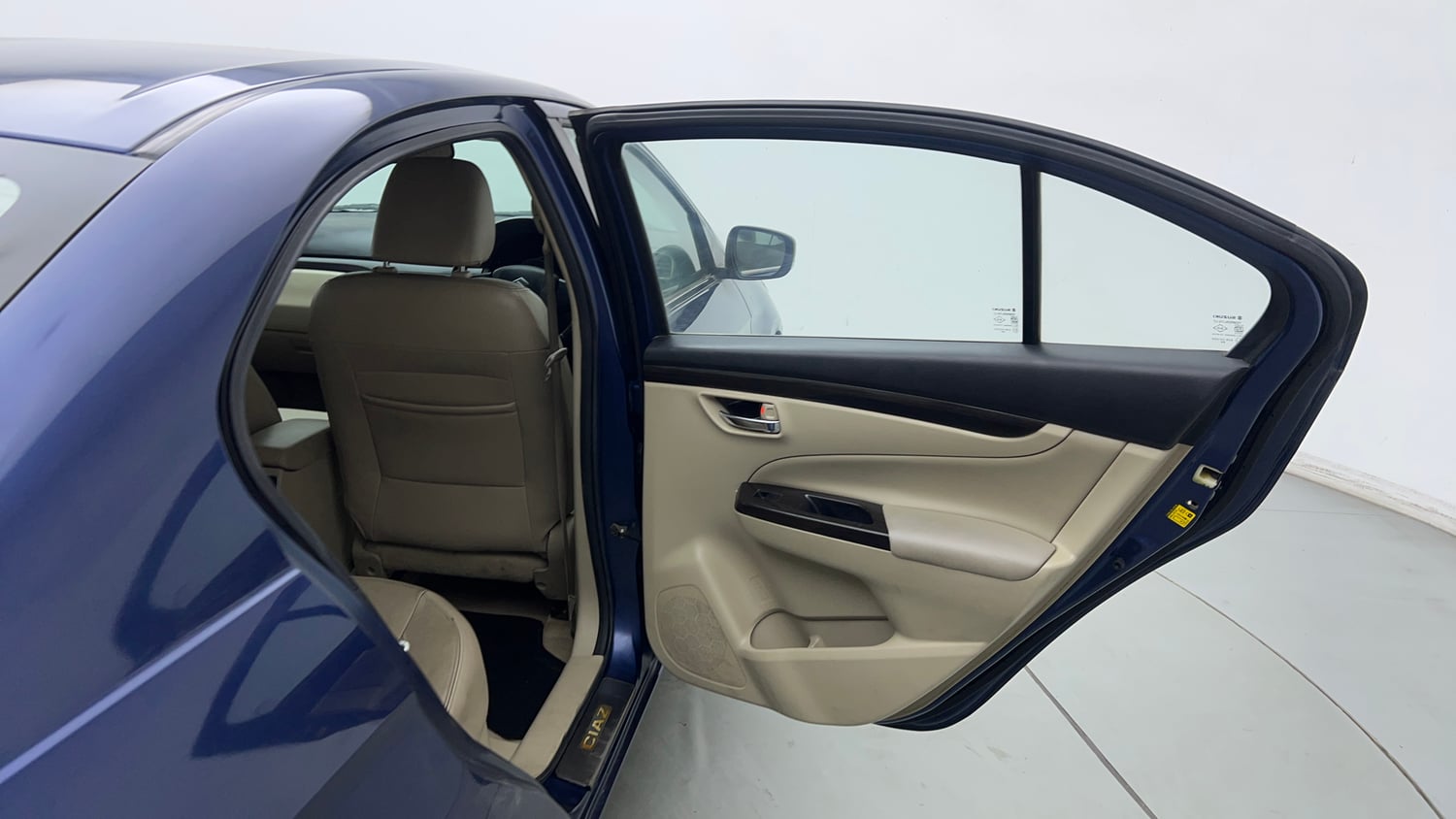 Used 2017 Maruti Suzuki Ciaz Alpha 1.4 MT Petrol Manual interior RIGHT REAR DOOR OPEN VIEW