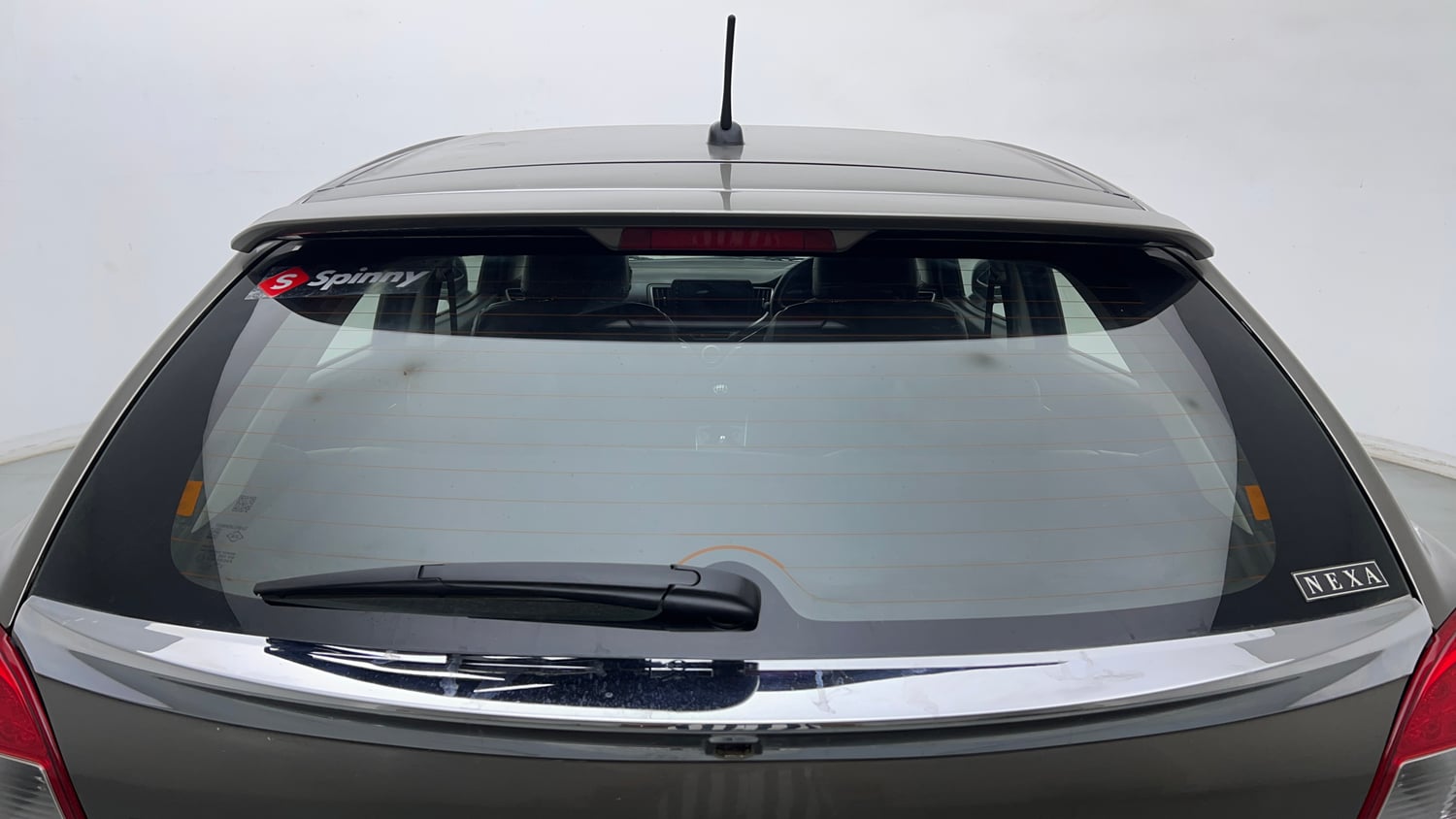 Used 2020 Maruti Suzuki Baleno Delta Petrol Manual exterior BACK WINDSHIELD VIEW
