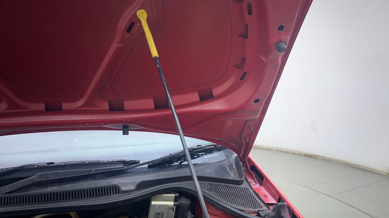 Used 2019 Volkswagen Polo Trendline 1.0L (P) Petrol Manual engine ENGINE LEFT SIDE HINGE & APRON VIEW