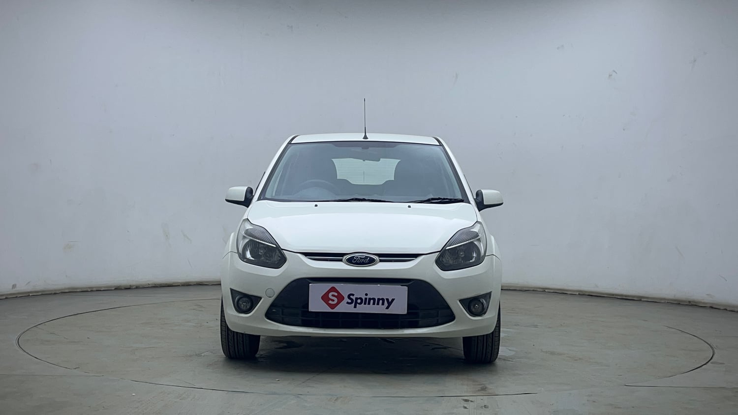 Used 2012 Ford Figo Duratorq Diesel ZXI 1.4 Diesel Manual exterior FRONT VIEW