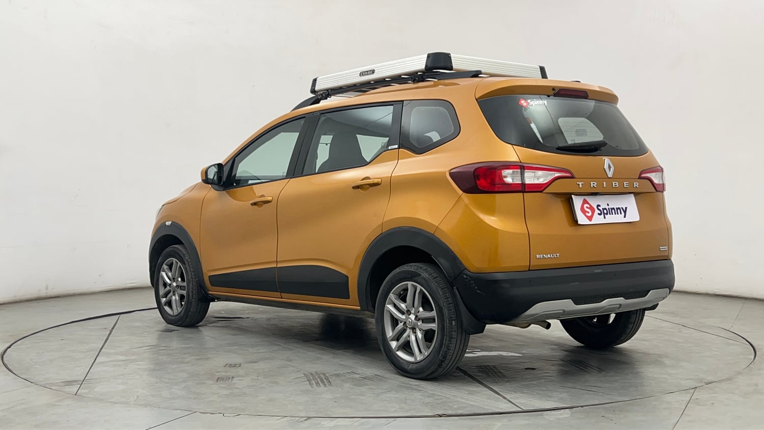Used 2020 Renault Triber RXZ Petrol Manual exterior LEFT REAR CORNER VIEW