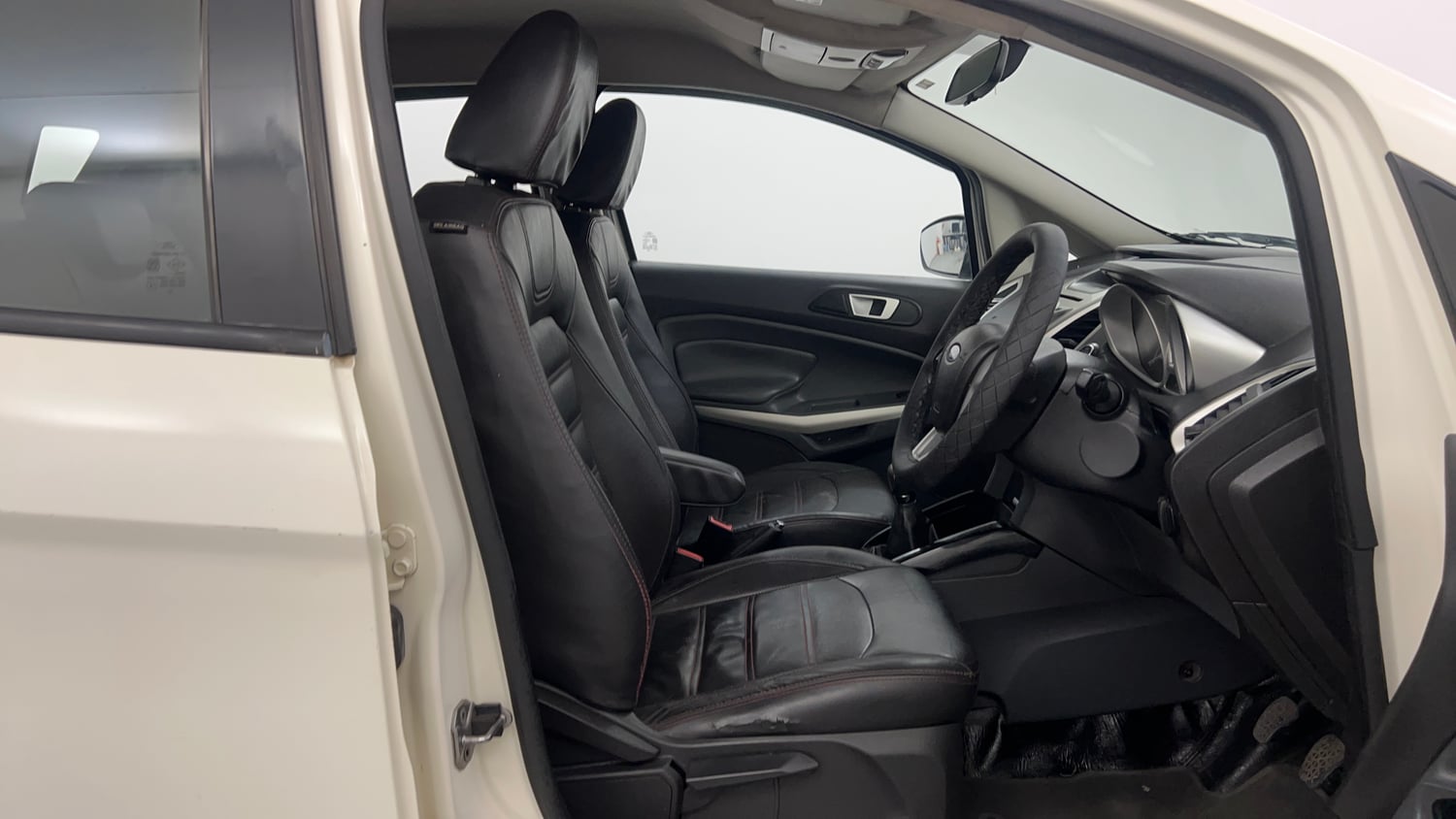 Used 2015 Ford EcoSport Titanium 1.5 TDCi (Opt) Diesel Manual interior RIGHT SIDE FRONT DOOR CABIN VIEW