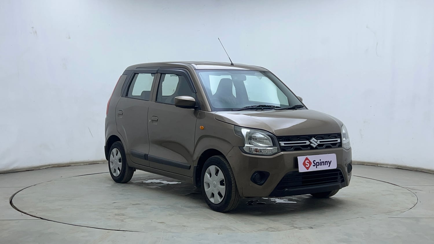 Used 2021 Maruti Suzuki Wagon R 1.0 VXi 1.0 Petrol Manual exterior RIGHT FRONT CORNER VIEW