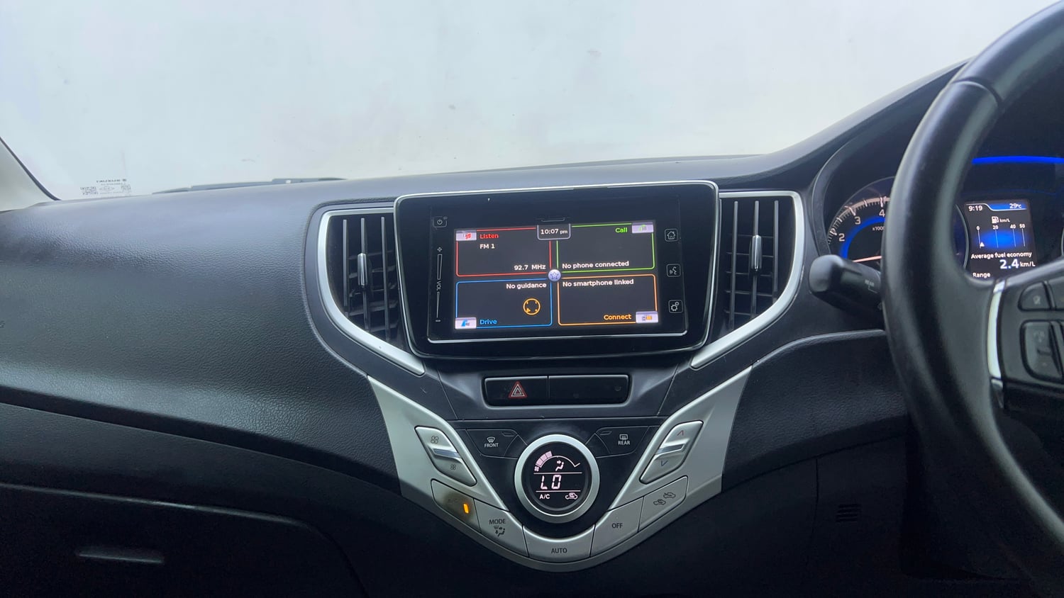 Used 2016 Maruti Suzuki Baleno Alpha 1.2 Petrol Manual interior MUSIC SYSTEM & AC CONTROL VIEW