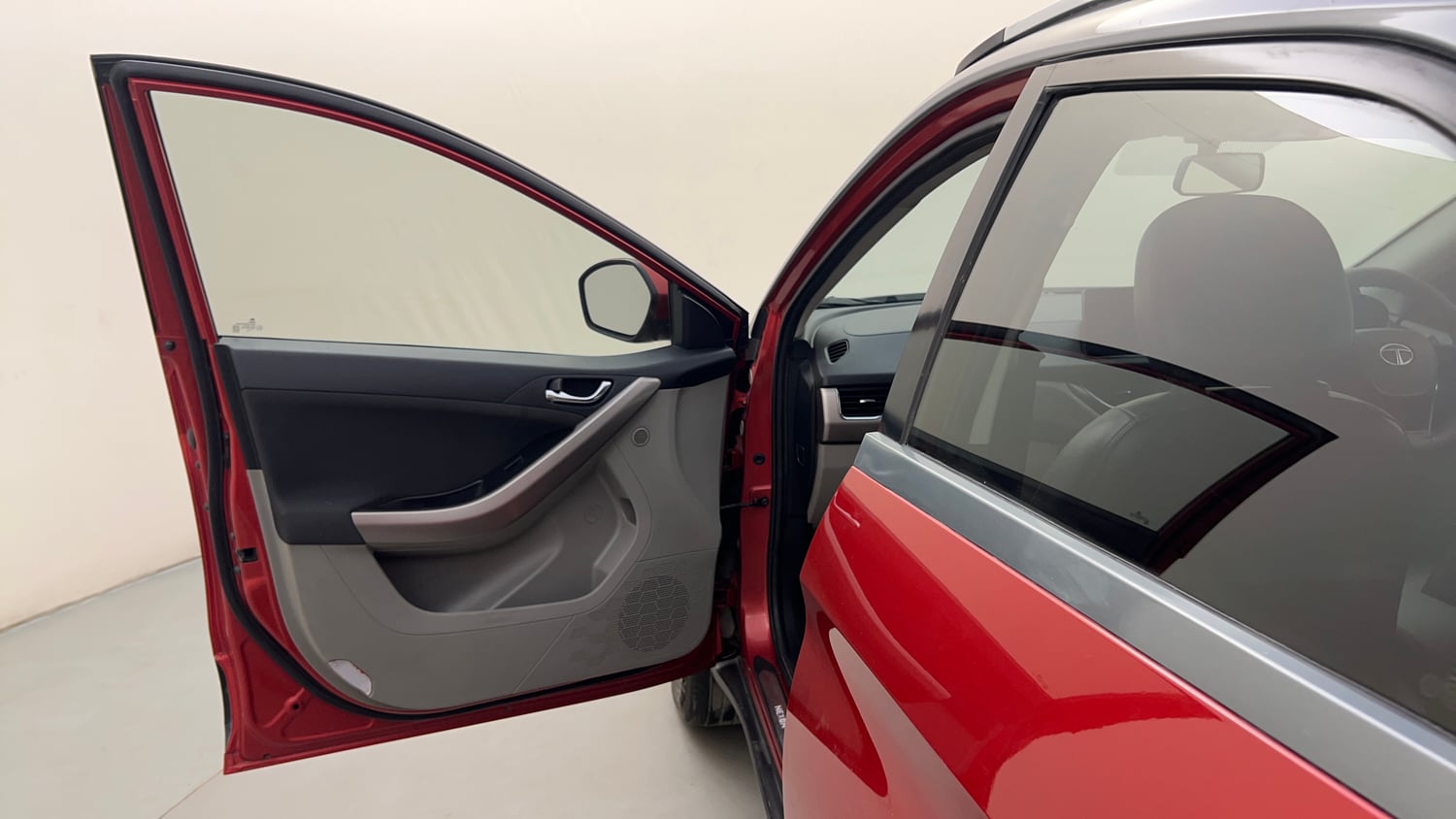Used 2019 Tata Nexon XZA Plus Petrol Dual Tone Petrol Automatic interior LEFT FRONT DOOR OPEN VIEW