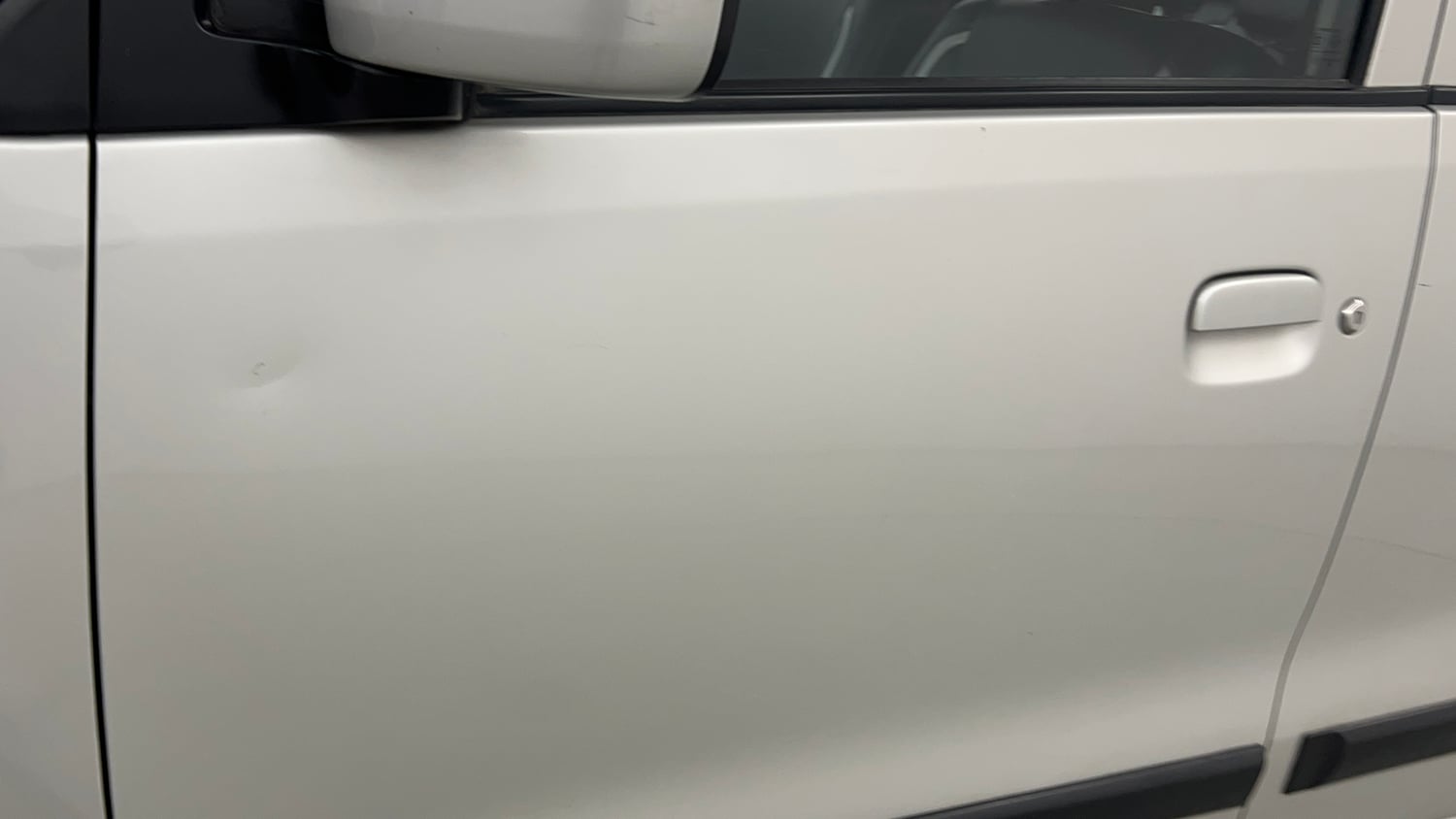 Used 2016 Maruti Suzuki Wagon R VXI Petrol Manual dents MINOR DENT