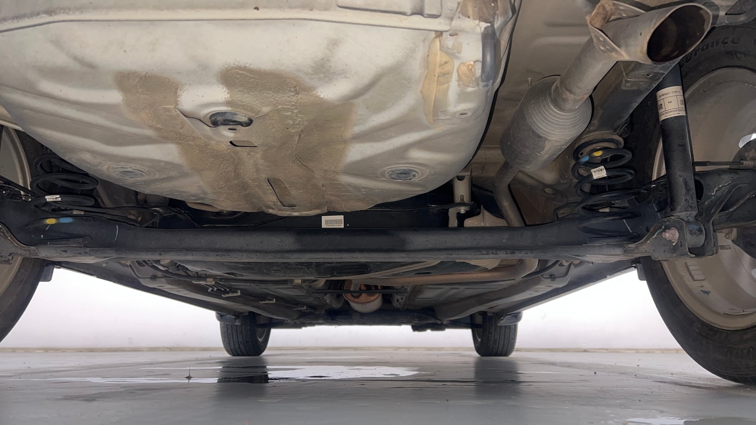Used 2016 Maruti Suzuki Baleno Alpha 1.2 Petrol Manual extra REAR UNDERBODY VIEW (TAKEN FROM REAR)