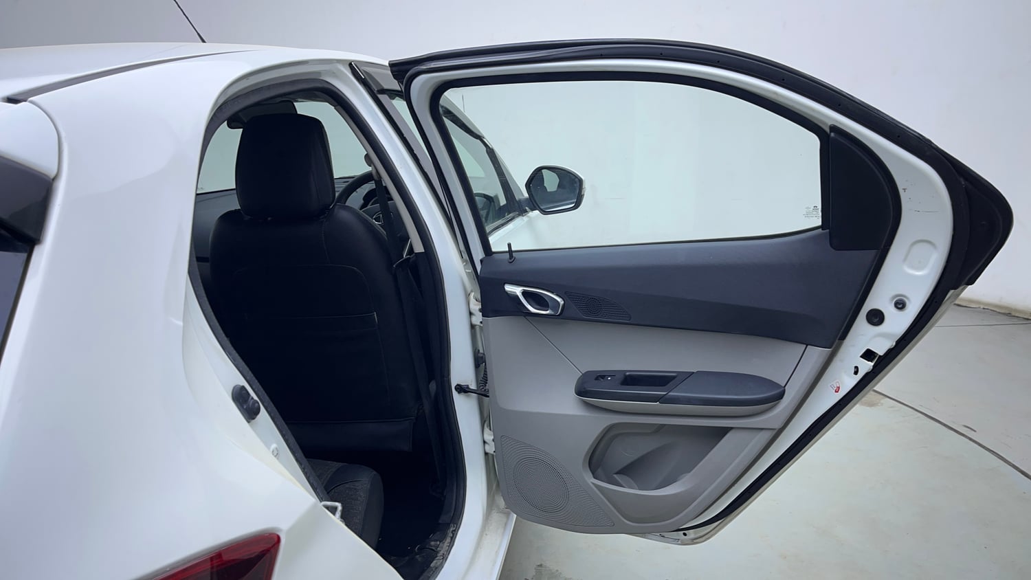 Used 2018 Tata Tiago Revotron XZ Petrol Manual interior RIGHT REAR DOOR OPEN VIEW