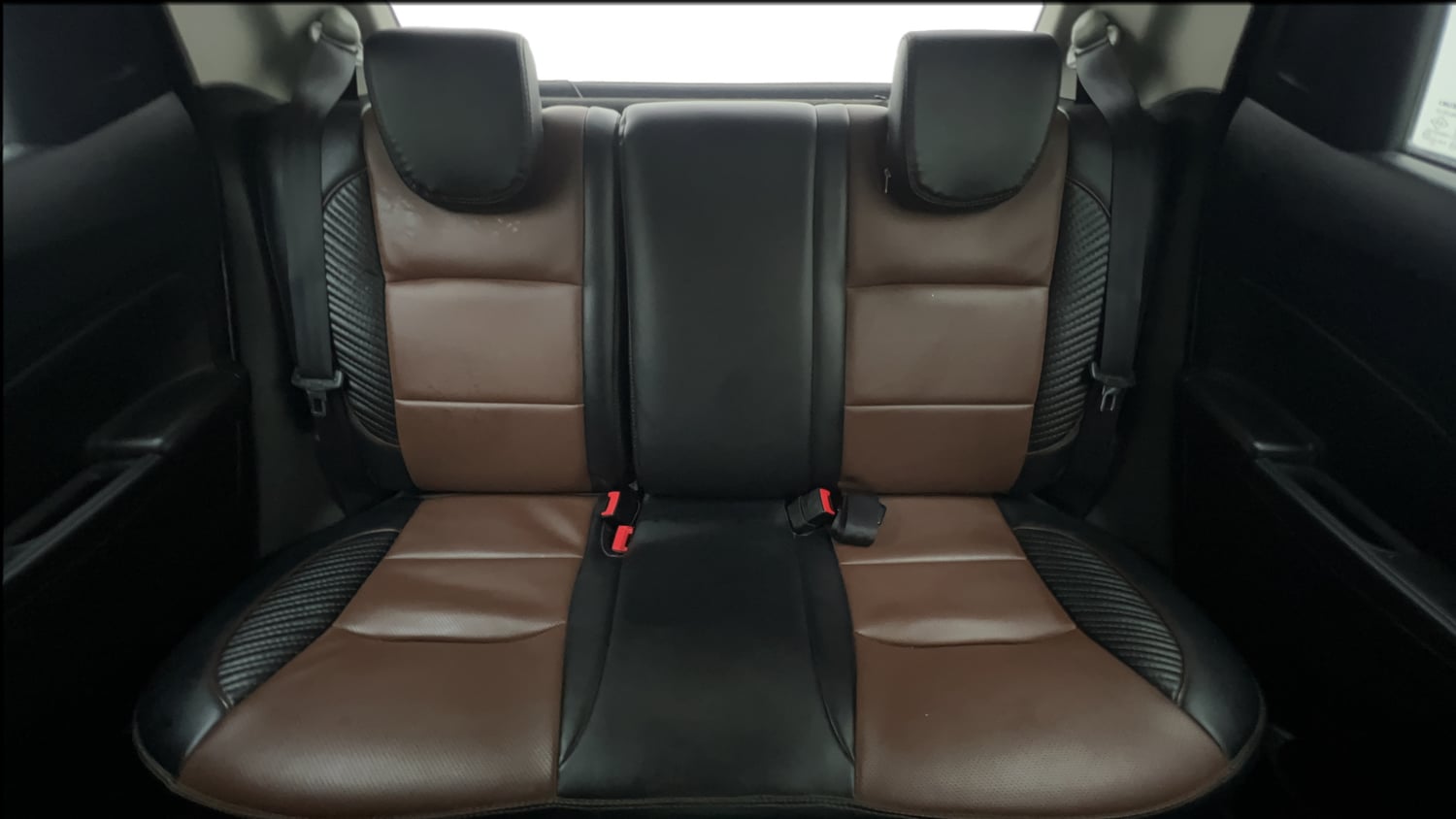 Used 2023 Maruti Suzuki Swift ZXi Petrol Manual interior REAR SEAT CONDITION VIEW