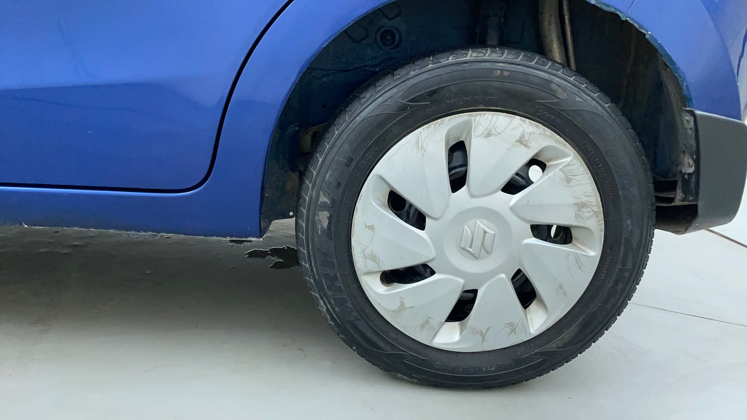 Used 2018 Maruti Suzuki Celerio VXi AMT Petrol Automatic tyres LEFT REAR TYRE RIM VIEW