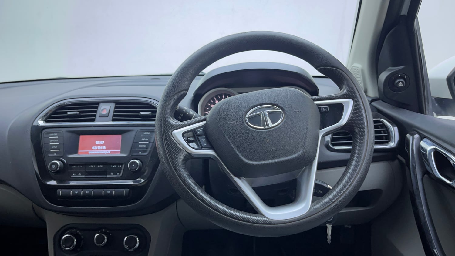 Used 2018 Tata Tiago Revotron XZ Petrol Manual interior STEERING VIEW
