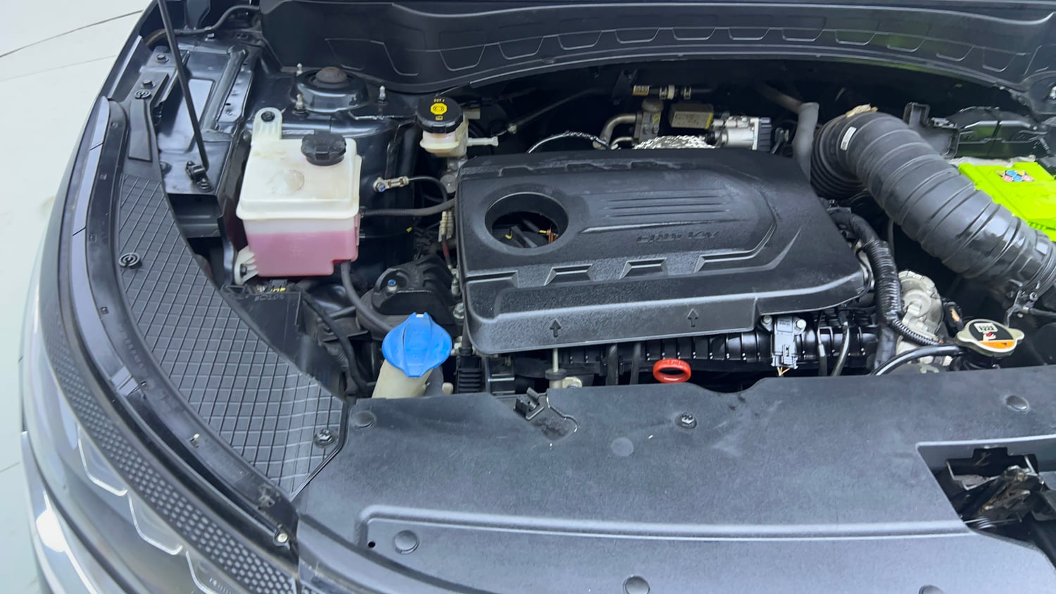 Used 2022 Kia Seltos X Line 1.5 Diesel AT Diesel Automatic engine ENGINE RIGHT SIDE VIEW