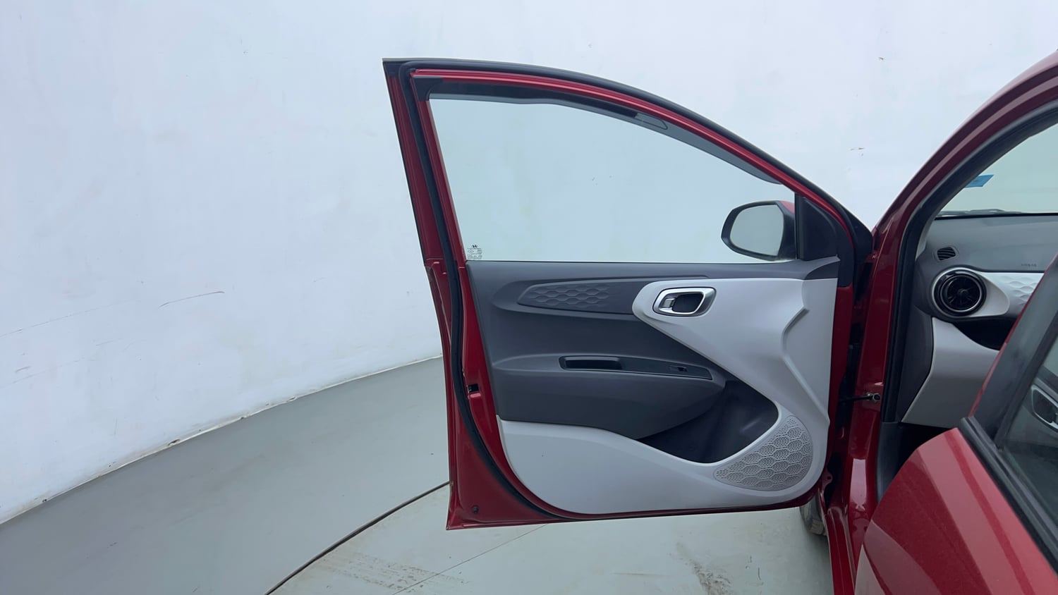 Used 2022 Hyundai Grand i10 Nios Sportz 1.2 Kappa VTVT CNG Cng Manual interior LEFT FRONT DOOR OPEN VIEW