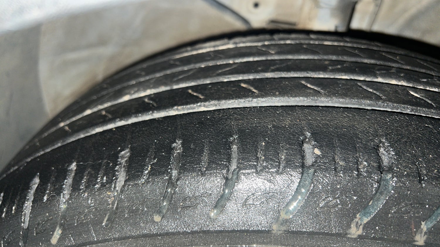 Used 2018 Hyundai Creta SX Plus 1.6  Petrol Petrol Manual tyres RIGHT FRONT TYRE TREAD VIEW