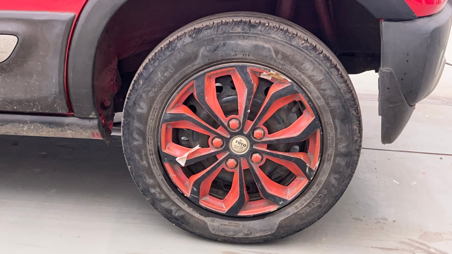 Used 2020 Maruti Suzuki S-Presso VXi Plus Petrol Manual tyres LEFT REAR TYRE RIM VIEW