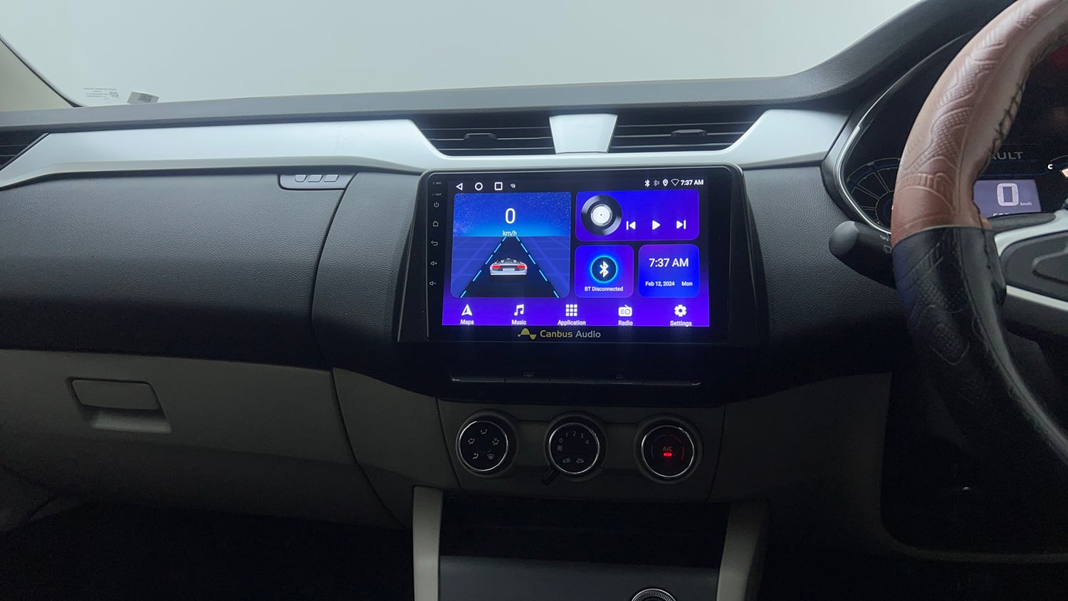 Used 2020 Renault Triber RXZ Petrol Manual interior MUSIC SYSTEM & AC CONTROL VIEW