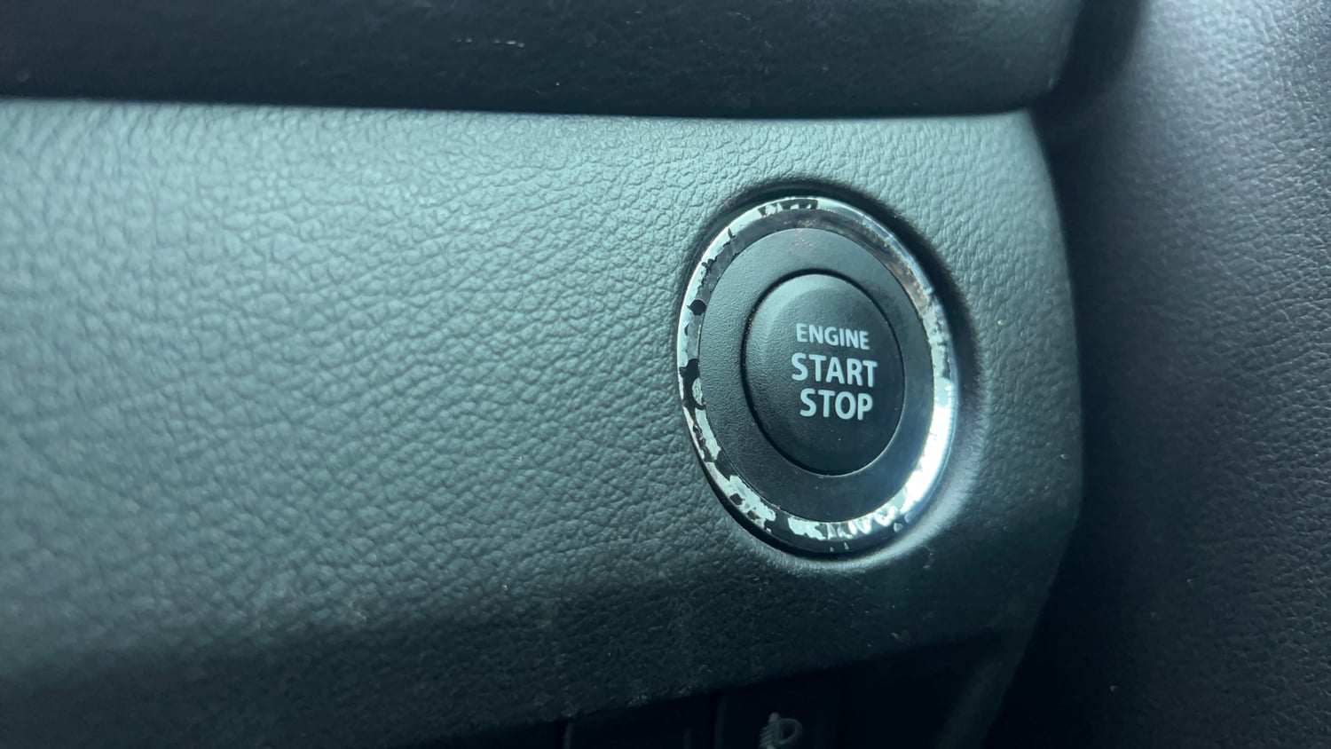 Used 2016 Maruti Suzuki Baleno Alpha 1.2 Petrol Manual top_features Keyless start