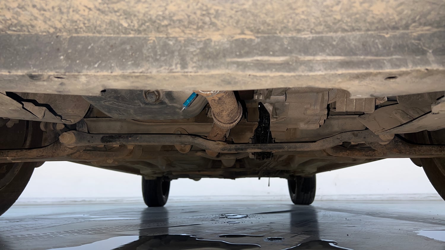 Used 2023 Tata Tigor XZA Plus Petrol Automatic extra FRONT LEFT UNDERBODY VIEW