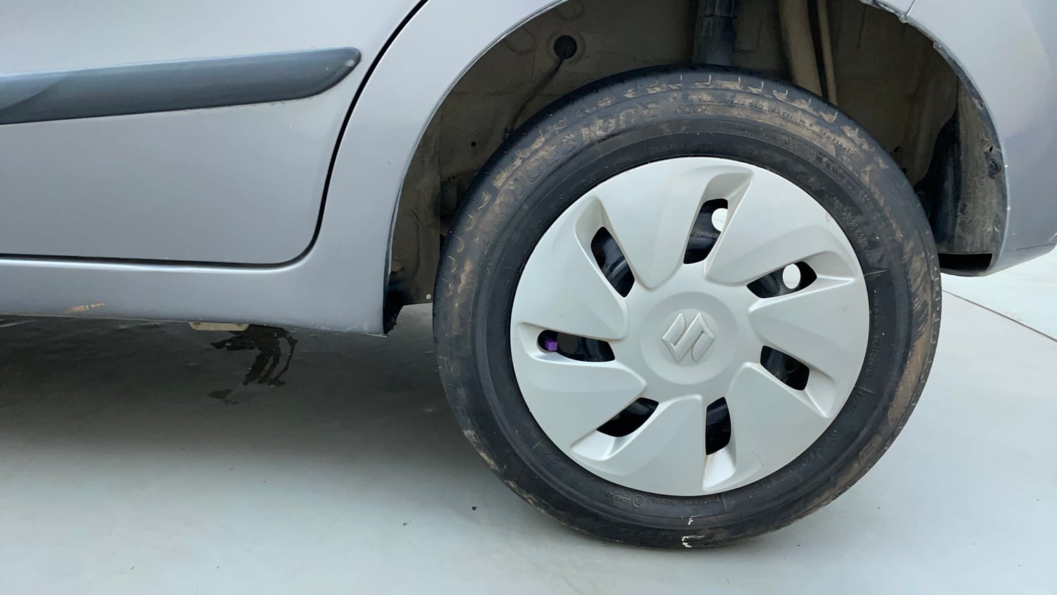 Used 2020 Maruti Suzuki Celerio ZXi AMT Petrol Automatic tyres LEFT REAR TYRE RIM VIEW