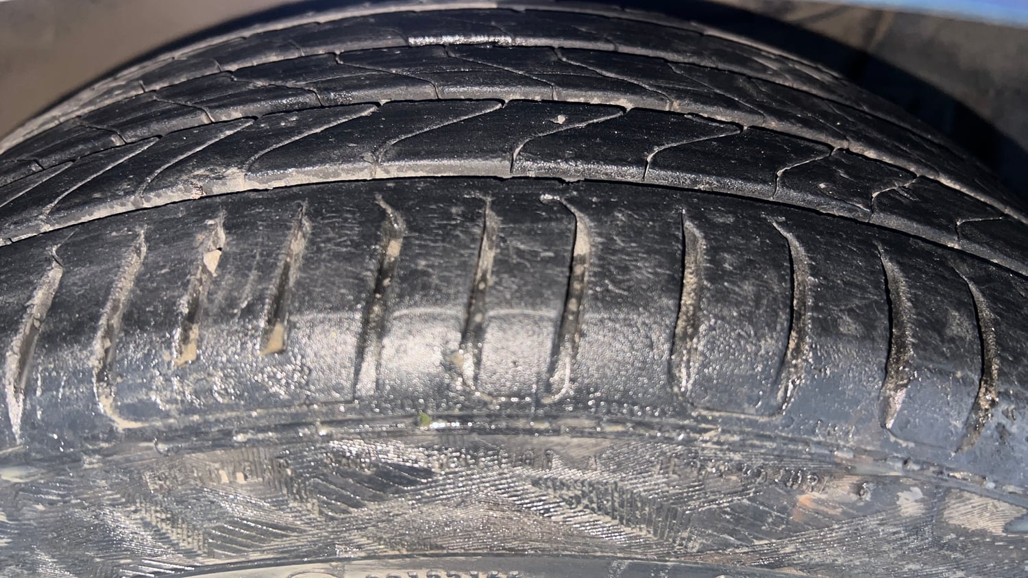 Used 2017 Maruti Suzuki Ciaz Alpha 1.4 MT Petrol Manual tyres RIGHT FRONT TYRE TREAD VIEW