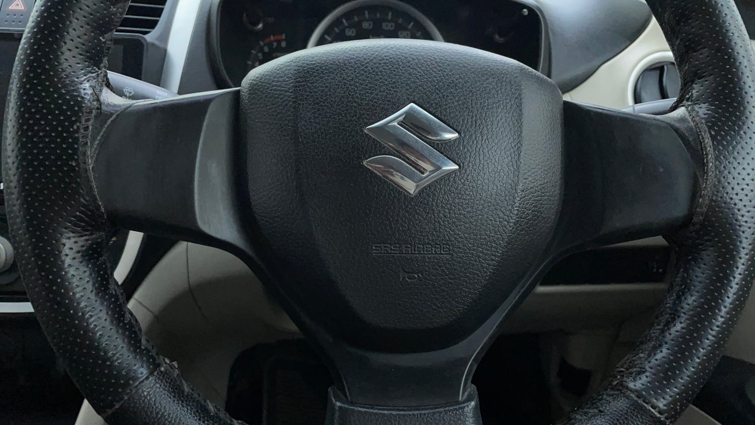 Used 2018 Maruti Suzuki Celerio VXi AMT Petrol Automatic top_features Airbags