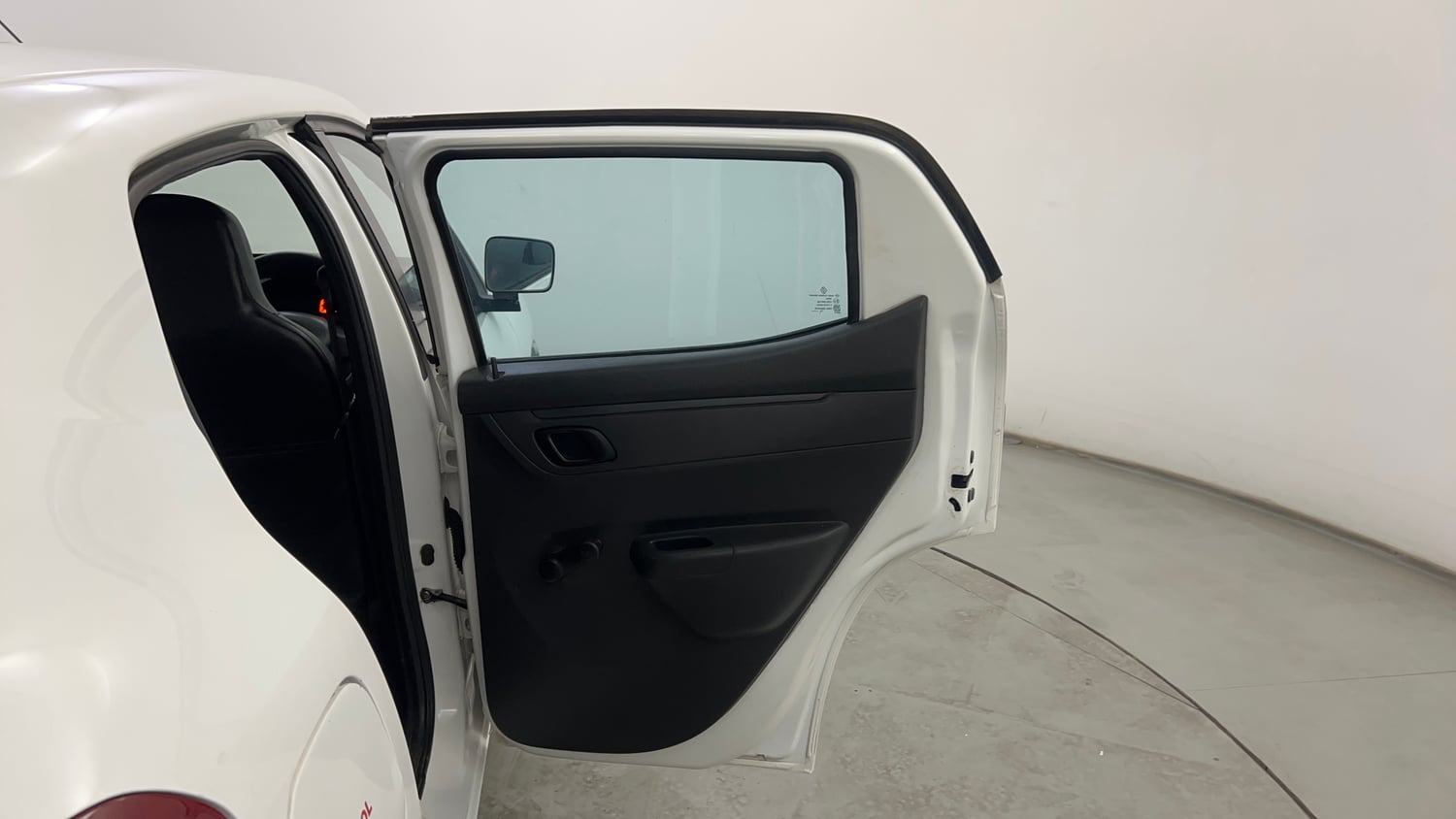 Used 2015 Renault Kwid RXT Petrol Manual interior RIGHT REAR DOOR OPEN VIEW